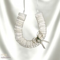 Wedding Motif 122 Horse Shoe Organza O/lay Bow White/Ivory